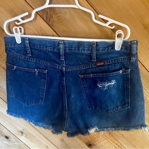 Vintage Rustler High Rise Custom Distressed Denim Cut-off Shorts Size 8 or 10 - Picture 3 of 16